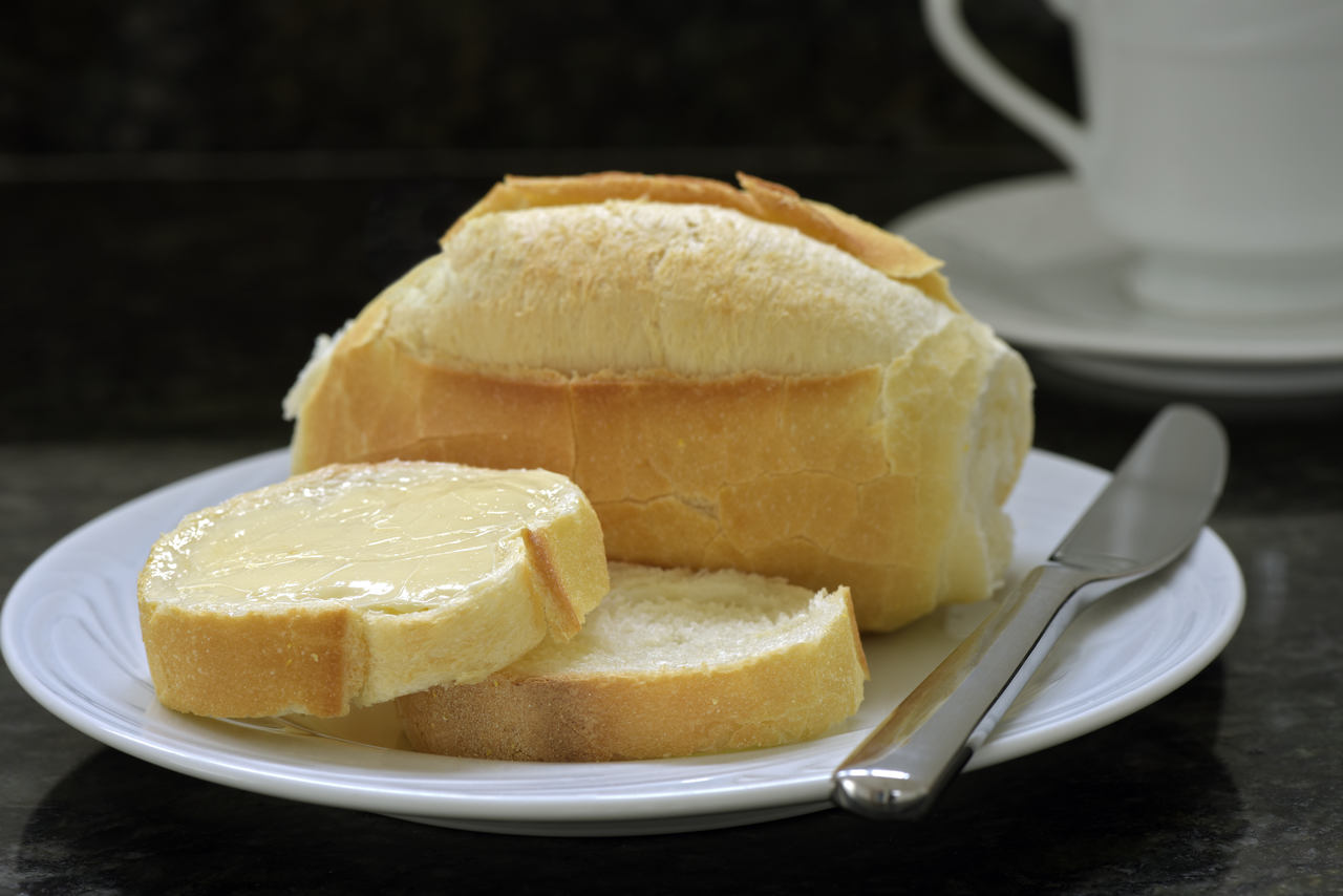 Clínica Goiânia - Você sabia que o pão francês pode ser consumido na dieta?