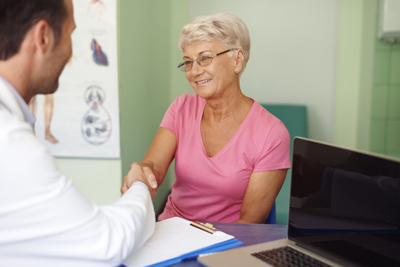 Cirurgia Plástica Goiânia - Como garantir segurança em cirurgia plástica quando o paciente possui alguma doença?