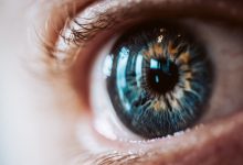 Oftalmologista Goiânia - Setembro Safira conscientização sobre o uso das lentes de contato
