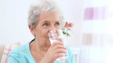 Geriatria Goiânia - Como manter a hidratação do idoso
