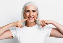 Prótese total não é tudo igual! Conheça os tipos e qual é indicada para você!