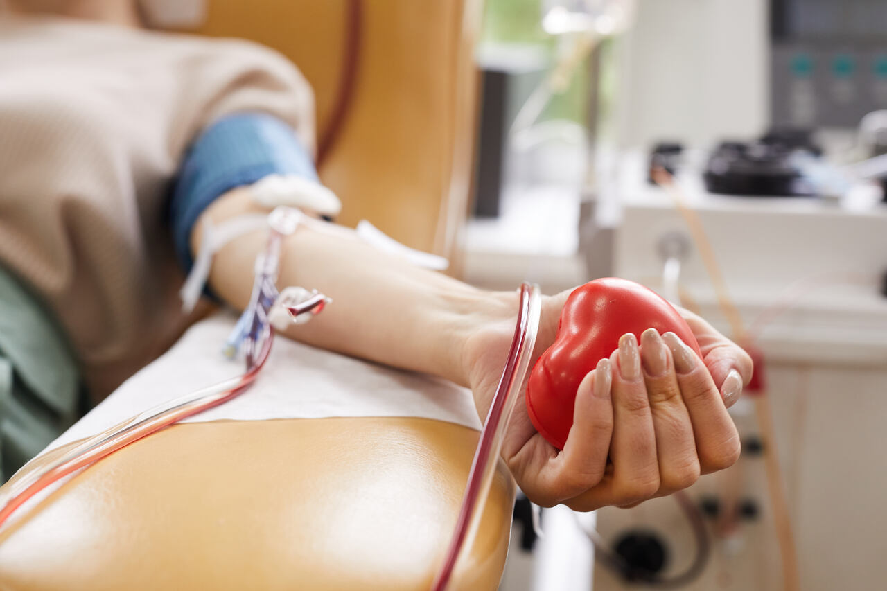 Junho Vermelho em prol da doação de sangue e Laranja conscientização da anemia e leucemia